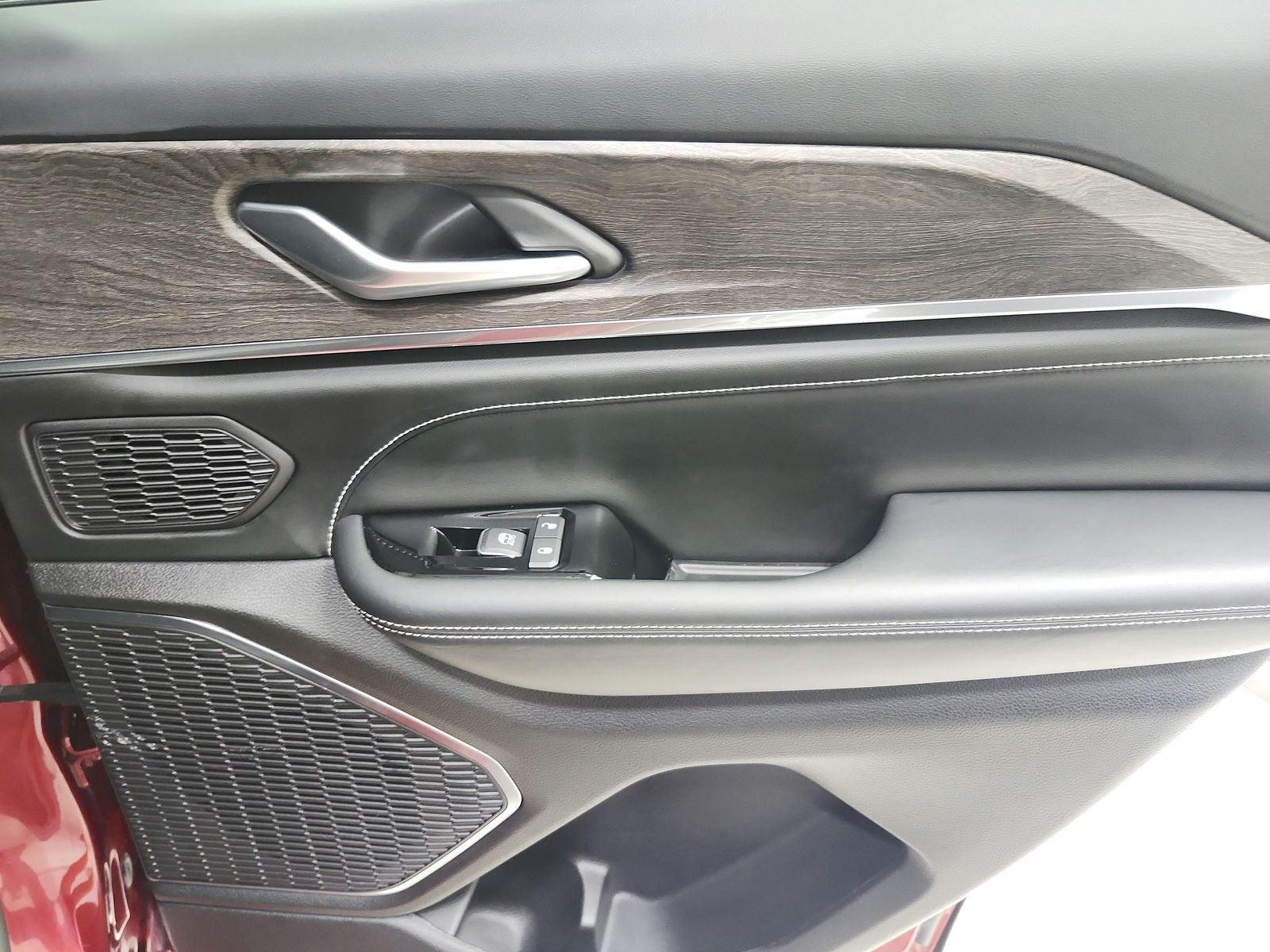 2023 Jeep Grand Cherokee Overland - Photo 51