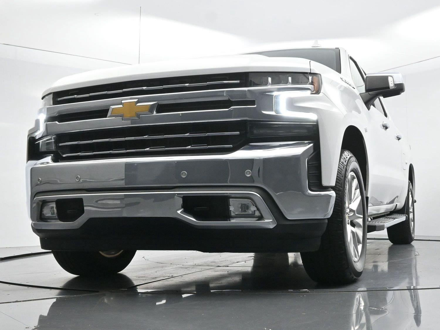 Used 2021 SUMMIT WHITE Chevrolet LTZ image 45