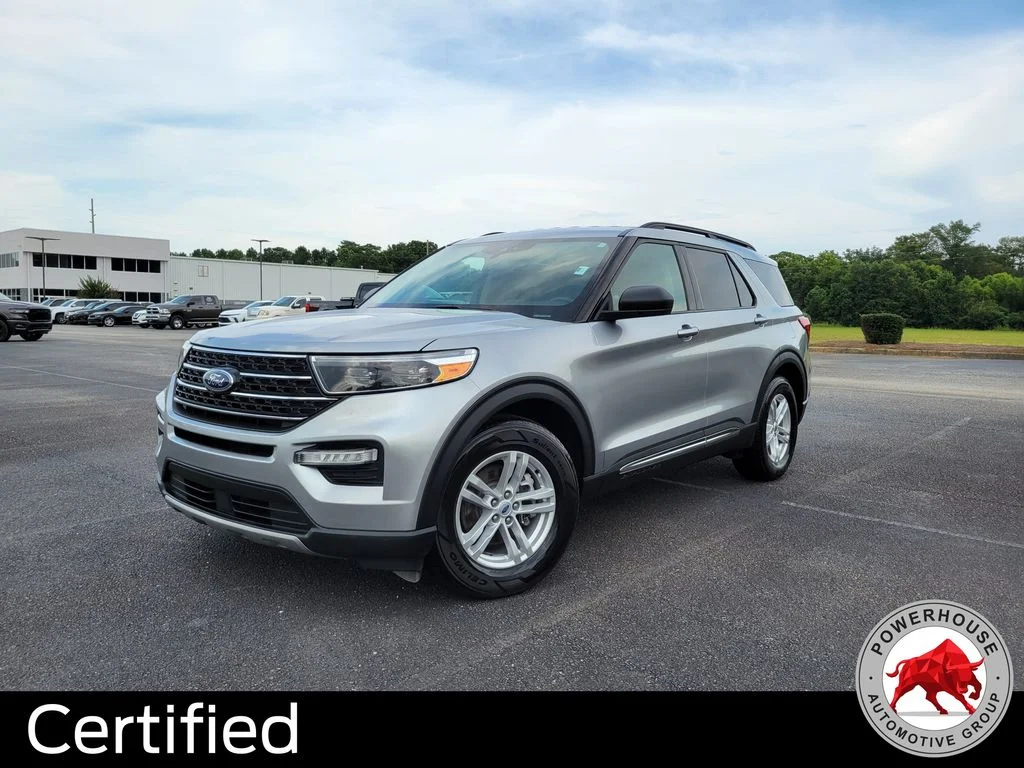 Used 2024 Silver Ford XLT image 1