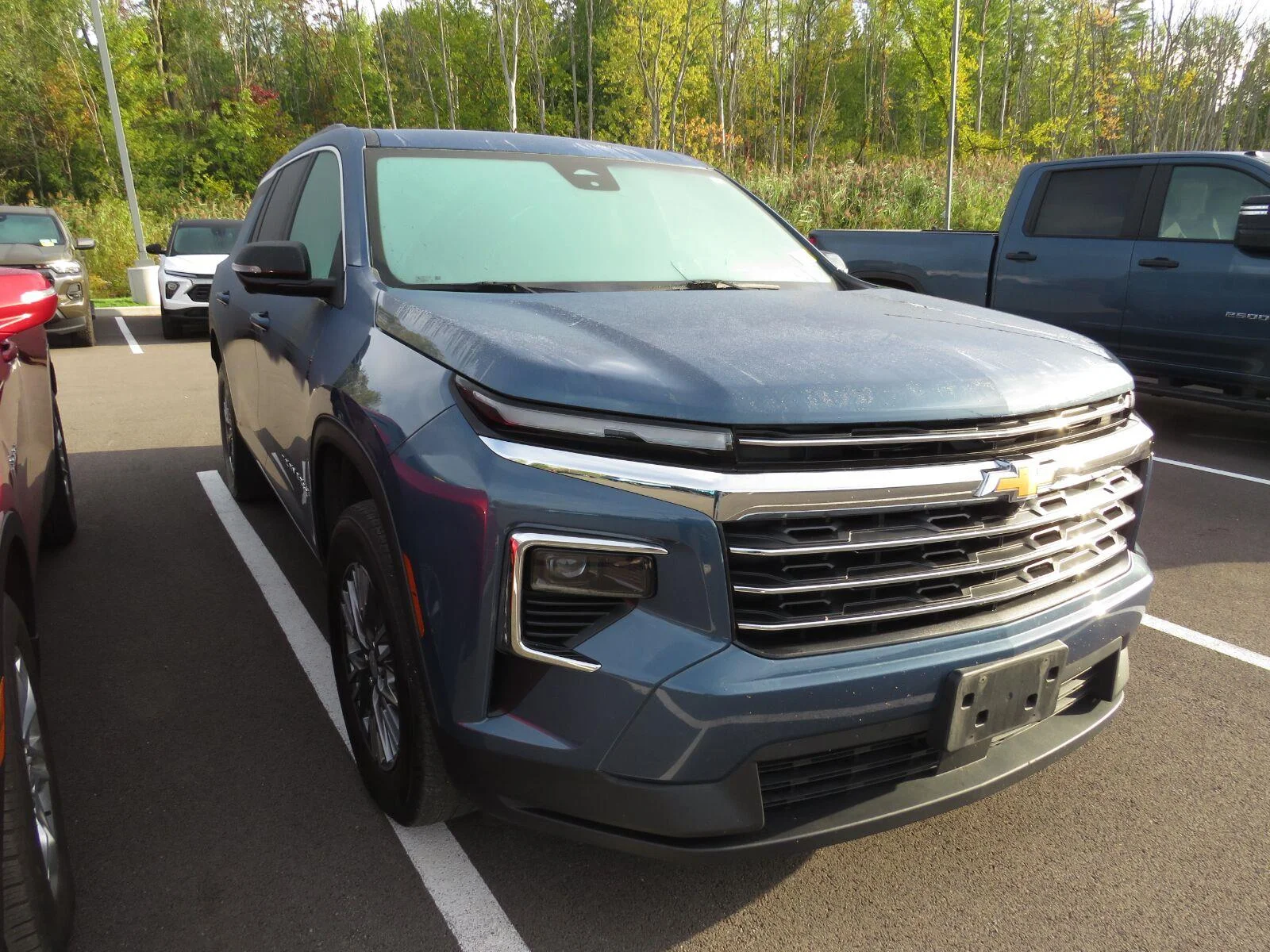 Used 2025 Lakeshore Blue Metallic Chevrolet LT image 2