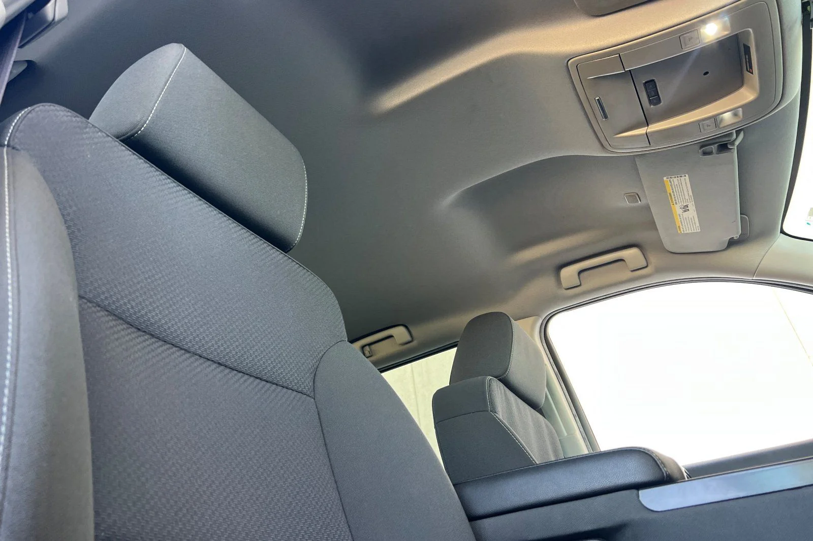 Used 2017 White Chevrolet LT image 16