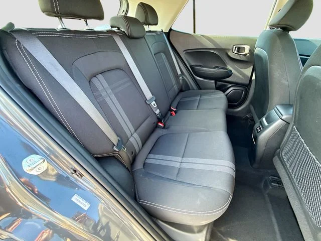 Used 2025 Gray Hyundai SEL image 25