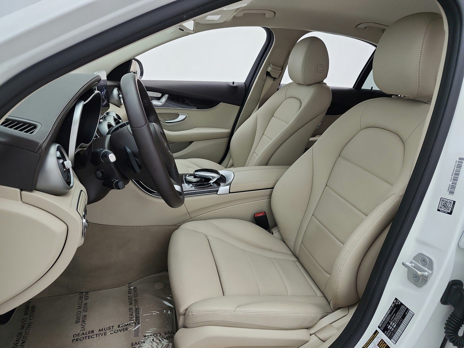 Used 2016 Polar White Mercedes-Benz C 300 Luxury image 15