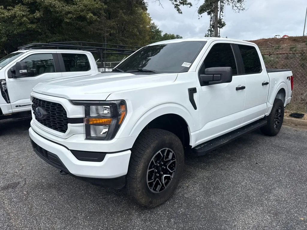 Used 2023 White Ford XL image 8