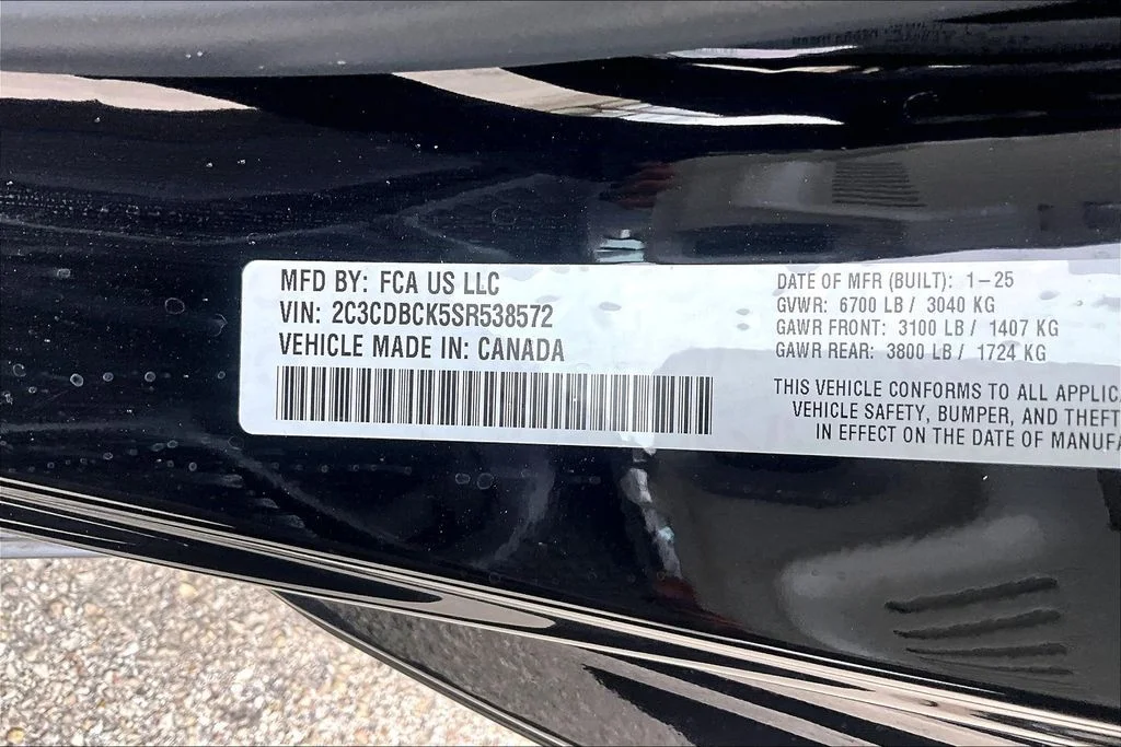 New 2025 Diamond Black Crystal Pearlcoat Dodge R/T image 16