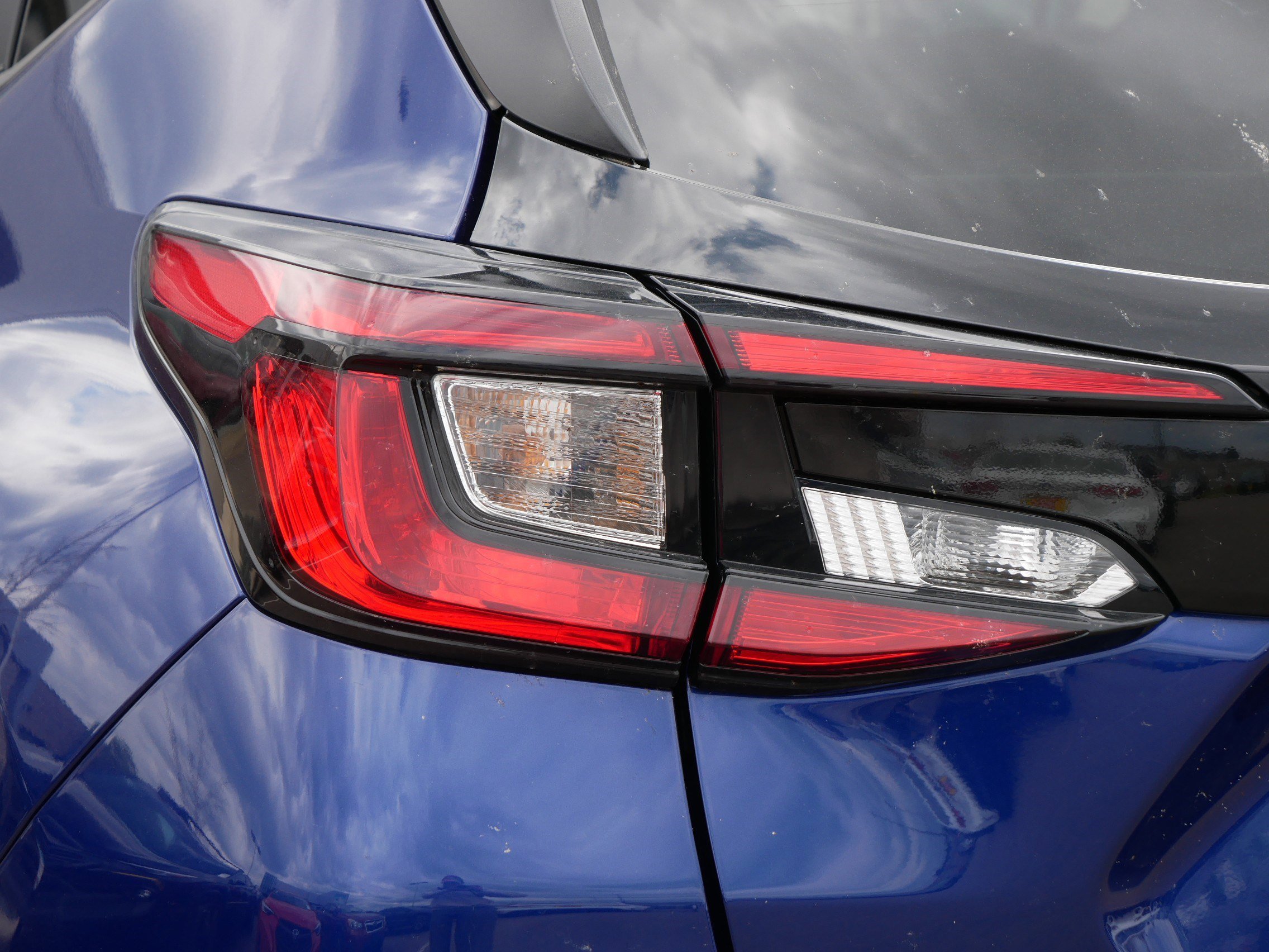 Certified Used 2025 Sapphire Blue Pearl Subaru Sport image 17
