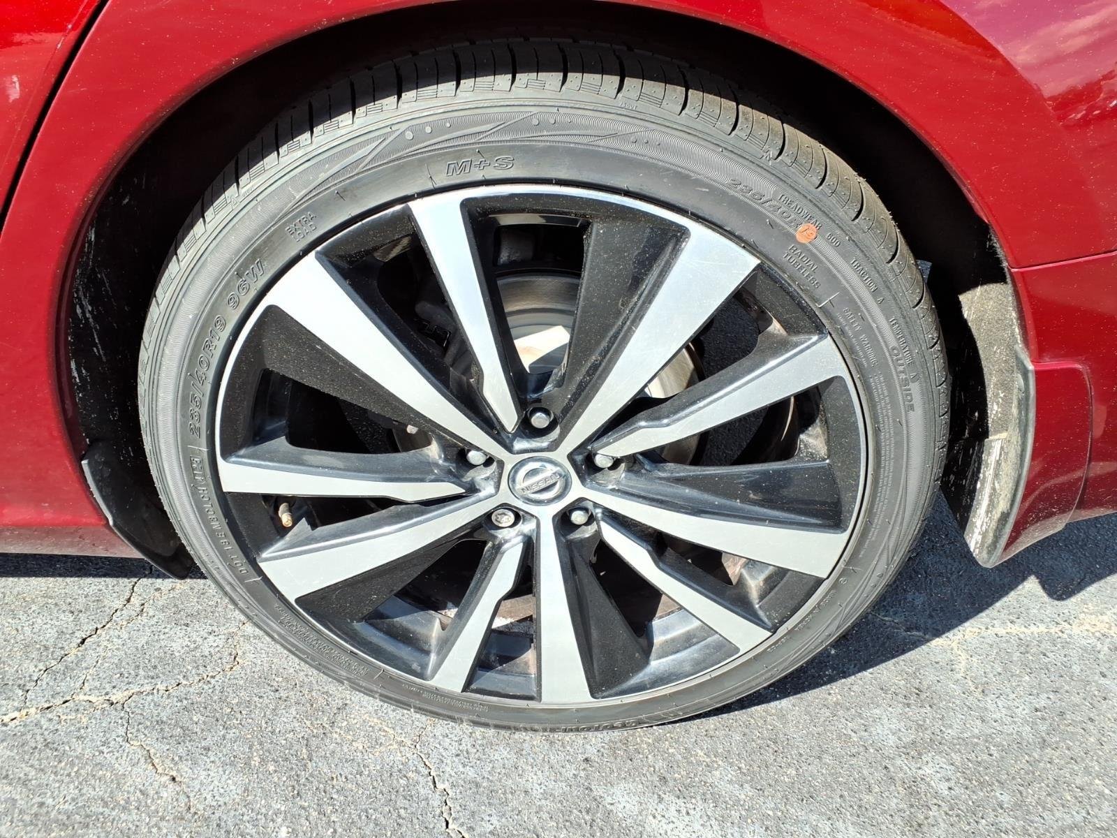 Used 2020 Scarlet Ember Tintcoat Nissan 2.5 SR image 11