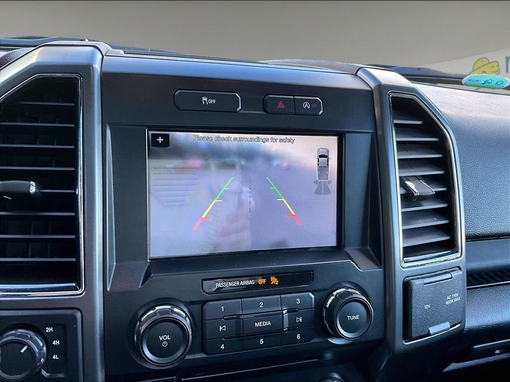 Used 2018 Lightning Blue Ford XLT image 19