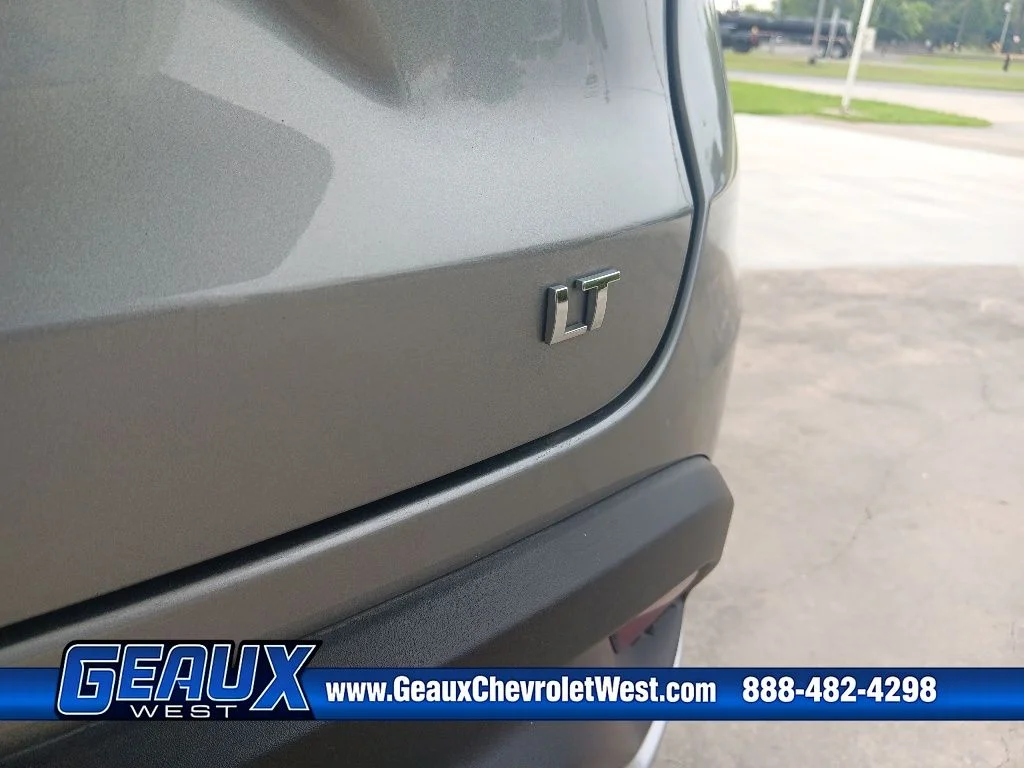 Used 2025 Gray Chevrolet LT image 25