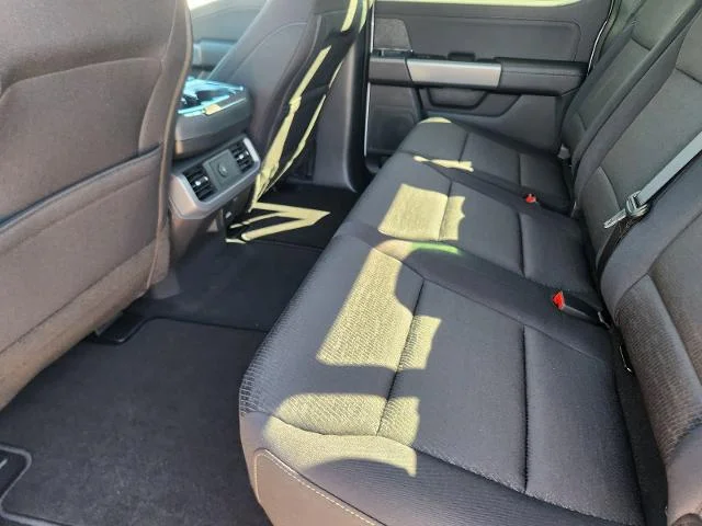 New 2026 Oxford White Ford XLT image 44