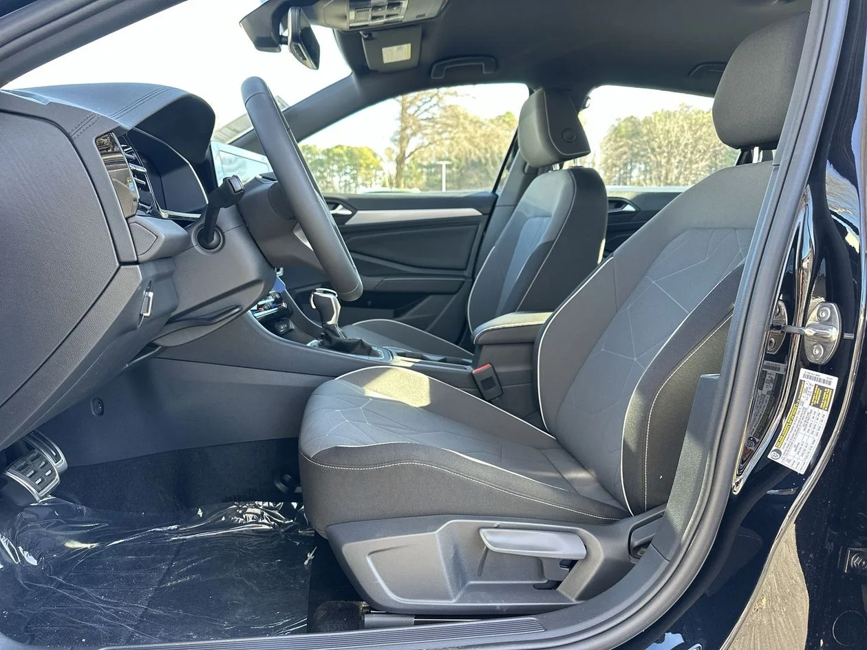 New 2026 Black Volkswagen 1.5T Sport image 12