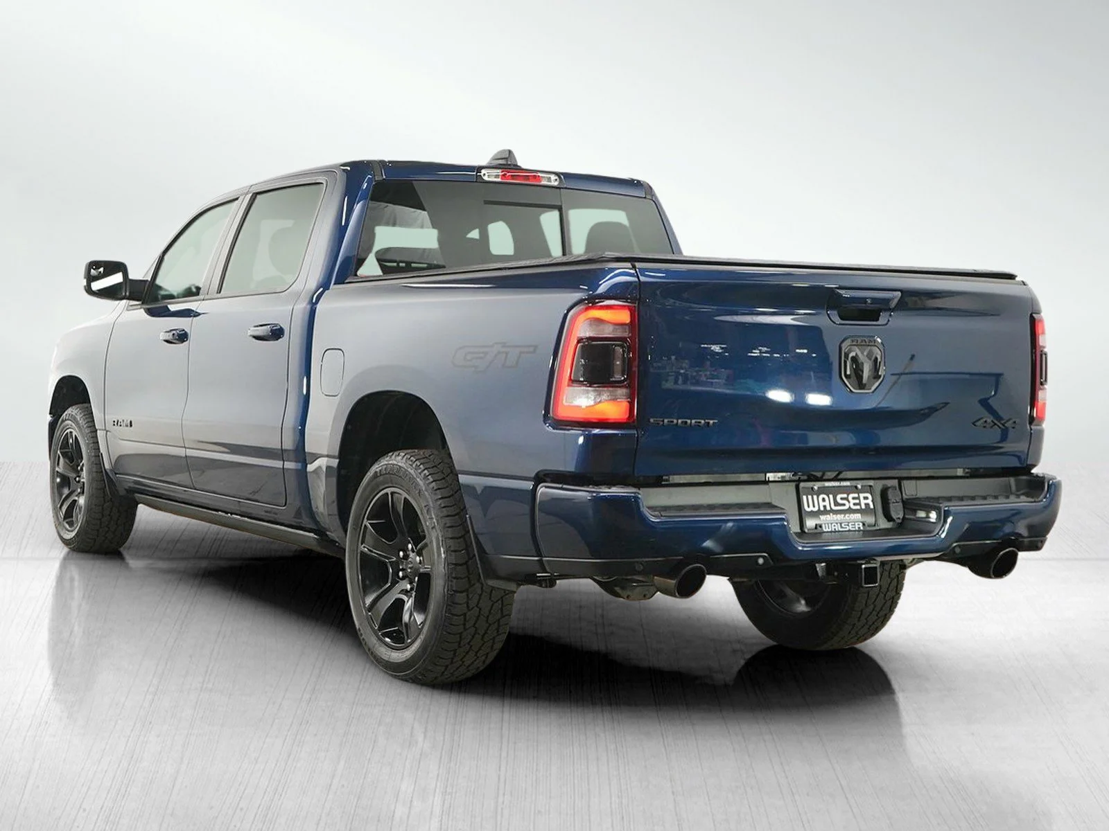 Used 2022 Patriot Blue Pearlcoat Ram Sport image 3