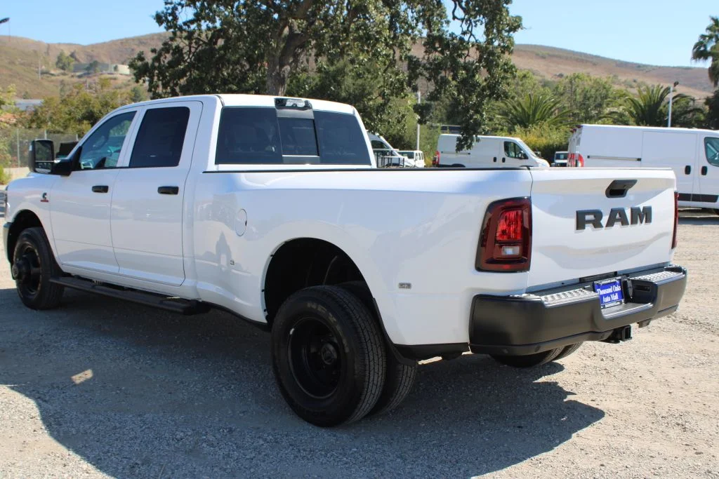 New 2026 Bright White Clear-Coat Exterior Paint Ram Tradesman image 6