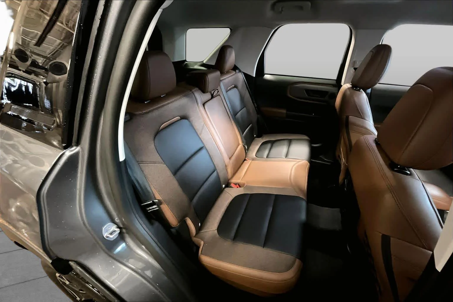 Used 2025 Carbonized Gray Ford Outer Banks image 18