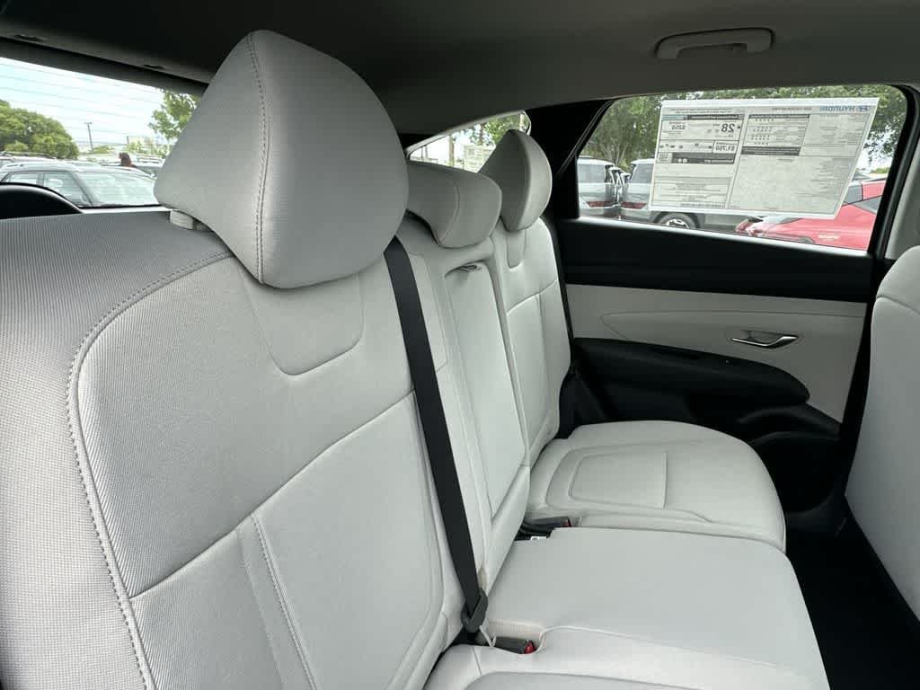 New 2026 Hampton Gray Hyundai SE image 11
