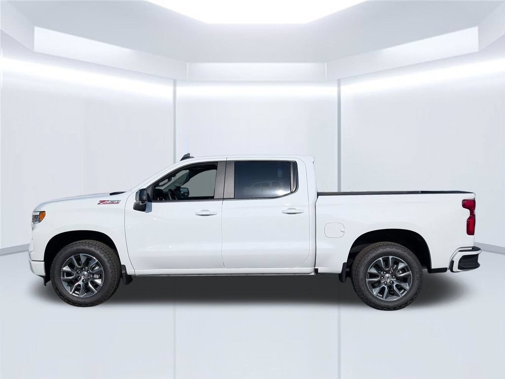 New 2026 Summit White Chevrolet RST image 2