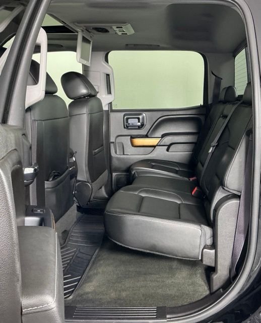 Used 2016 Black Chevrolet LTZ image 17
