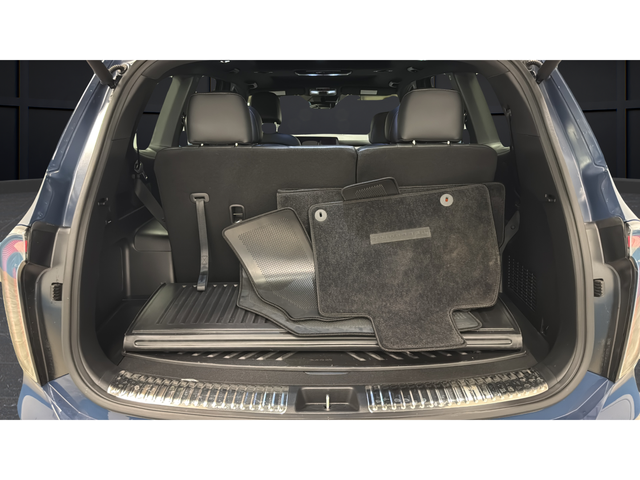 Used 2025 Black Kia SX X-Line image 26