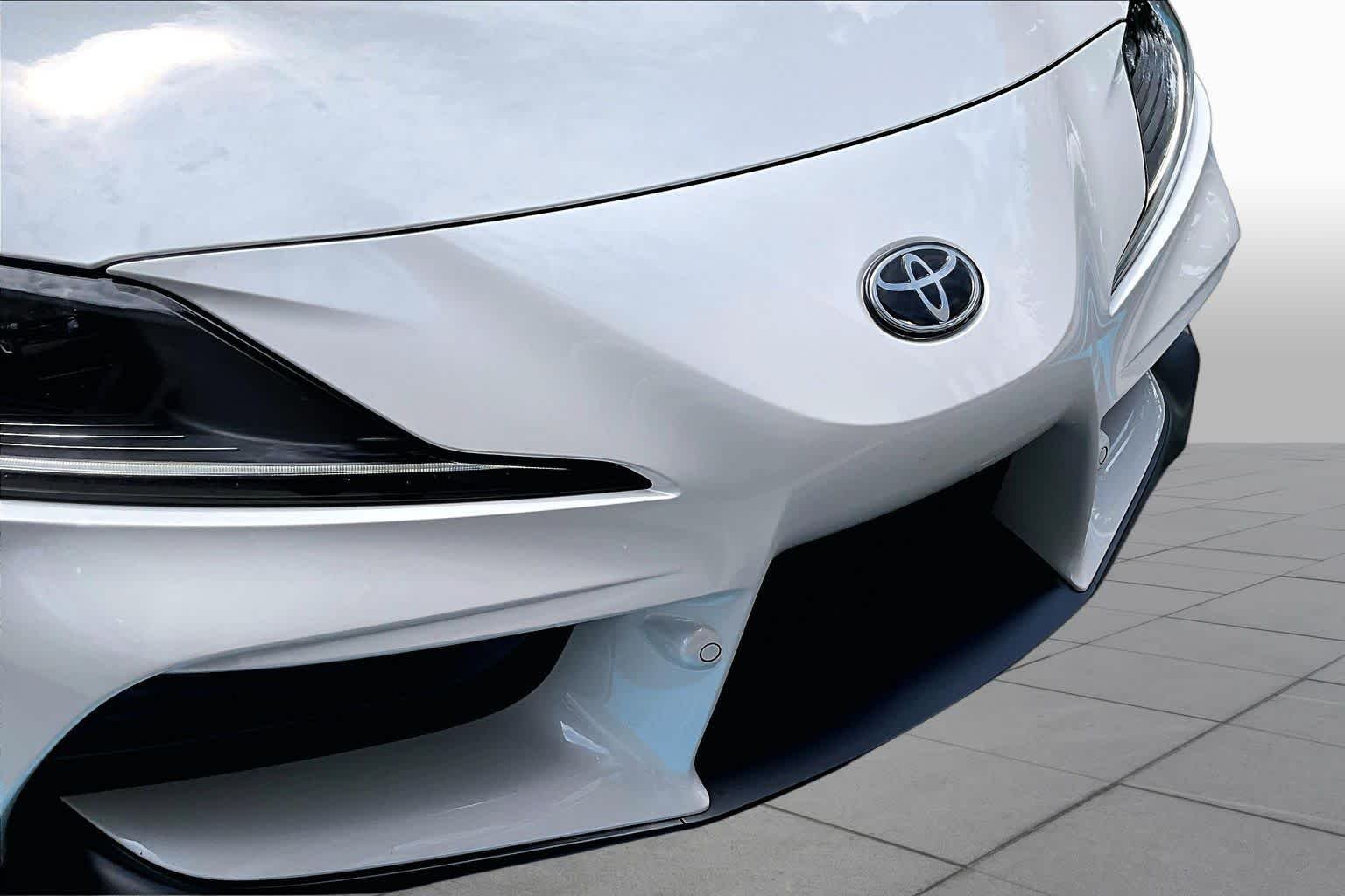 Used 2025 Absolute Zero Toyota 3.0 Premium image 27