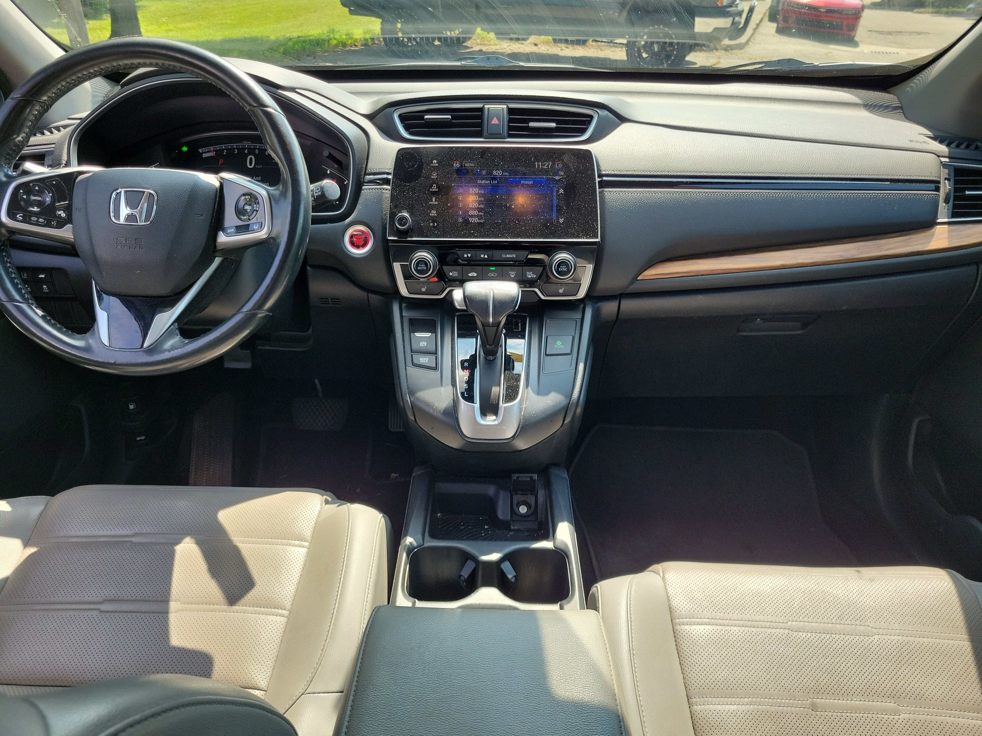 Used 2019 Basque Red Pearl II Honda Touring image 9