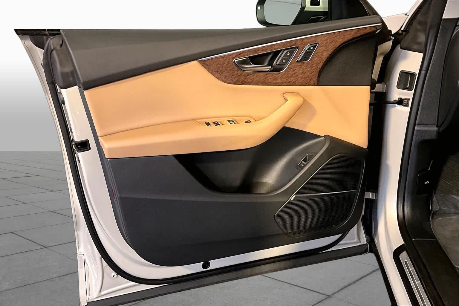 Used 2021 Vicuna Beige Metallic Audi Premium Plus image 22