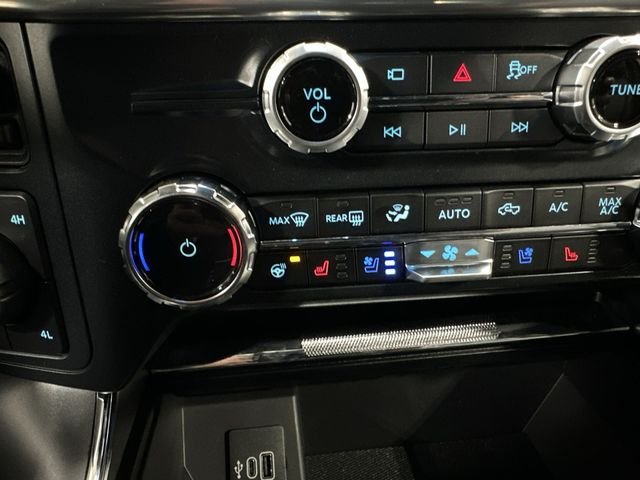 New 2026 Ruby Red Metallic Tinted Clearcoat Ford Lariat® image 31
