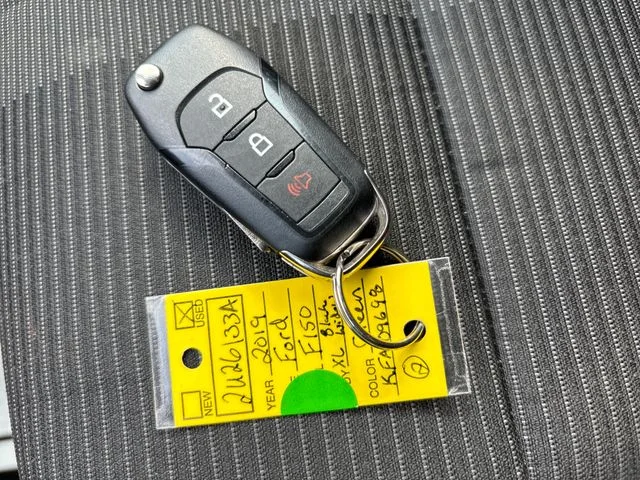Used 2019 Green Ford XL image 29