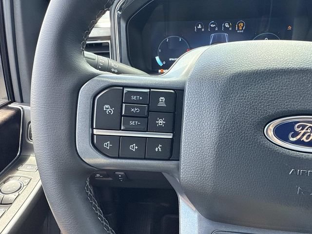 Used 2025 Oxford White Ford Lariat image 30