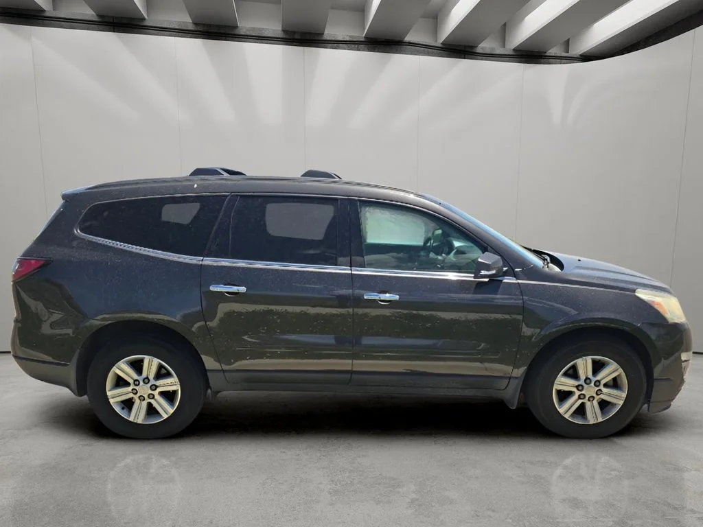 Used 2014 Tungsten Metallic Chevrolet LT image 6