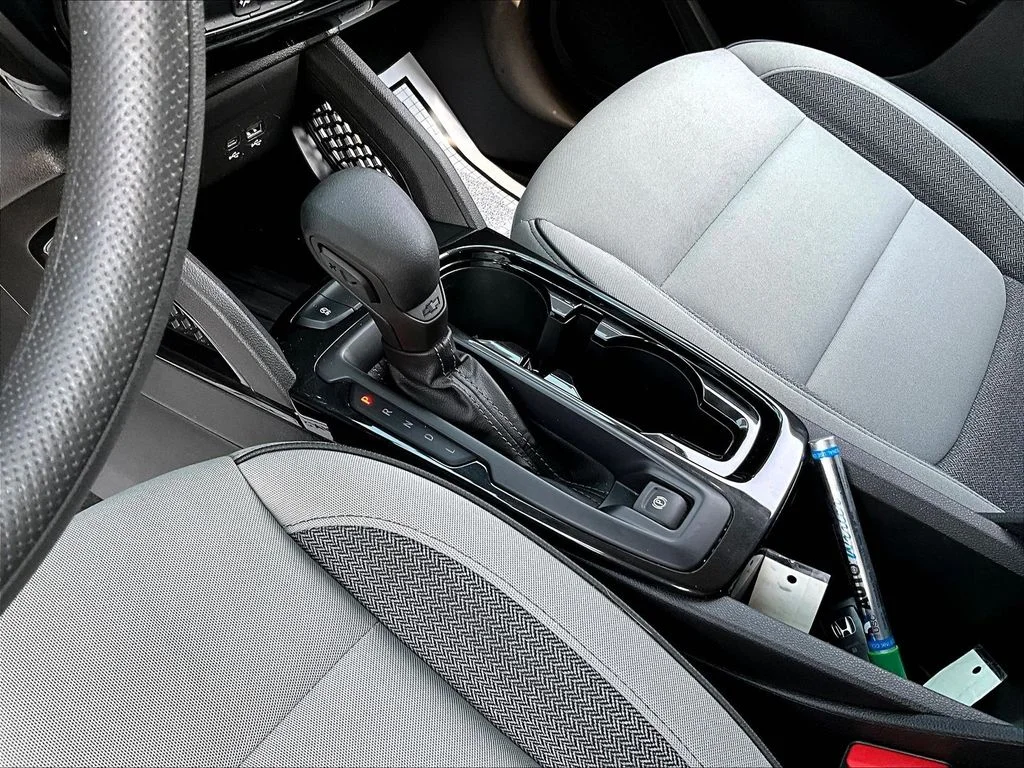 Used 2024 Crimson Chevrolet LT image 17