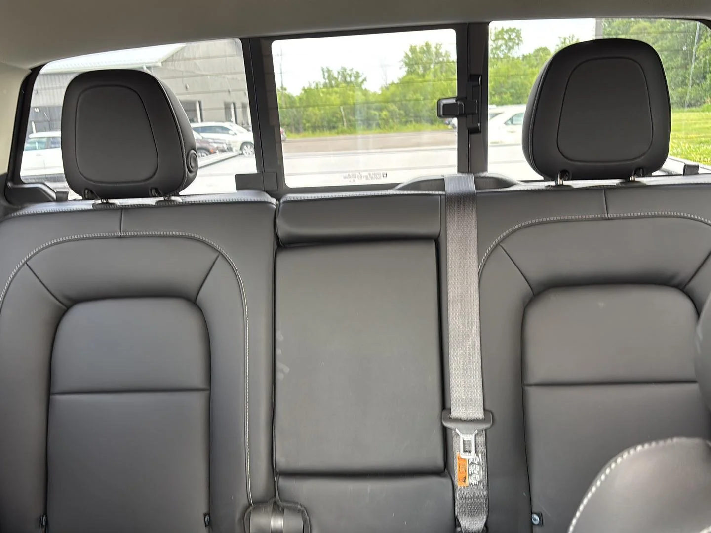 Used 2022 Black Chevrolet ZR2 image 19