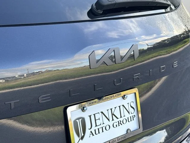 Used 2025 Gray Kia SX X-Line image 11