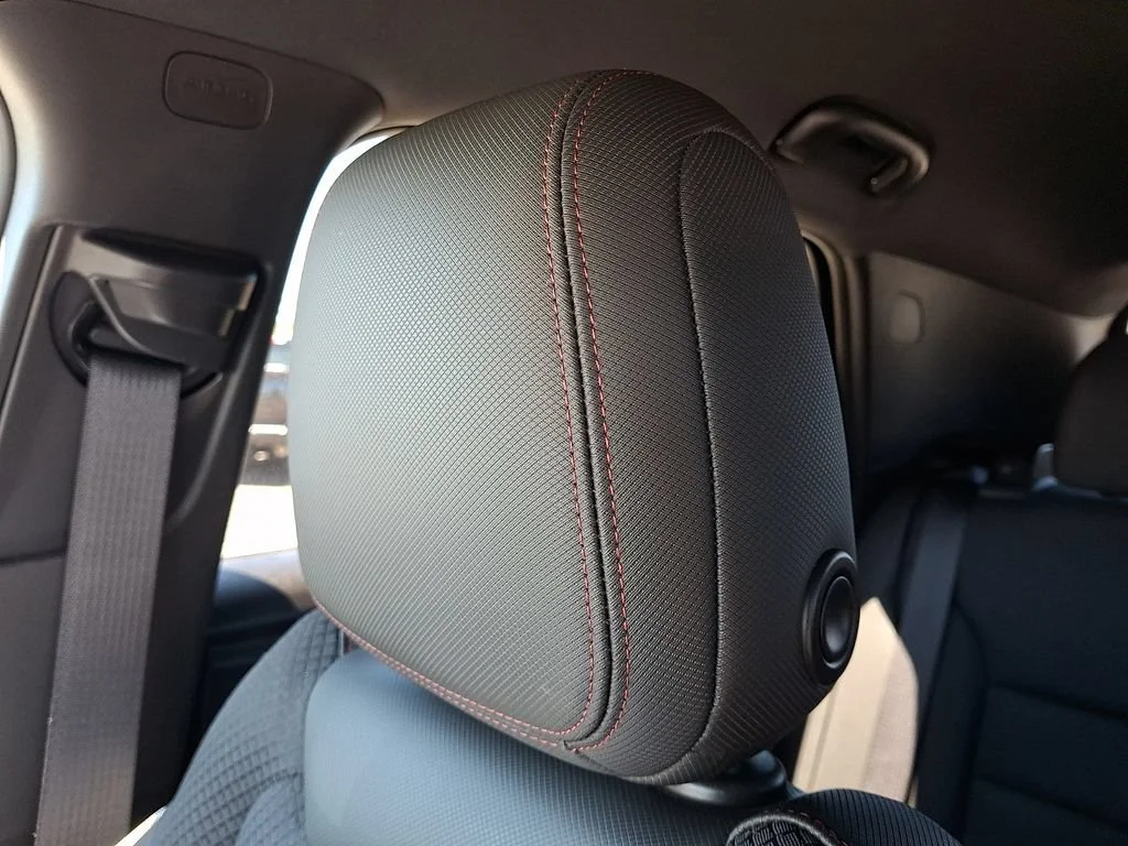 Used 2022 Mosaic Black Metallic Chevrolet RS image 18