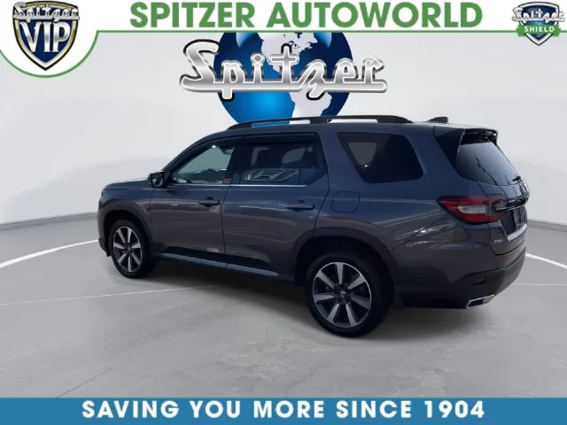 Used 2025  Honda Touring image 9