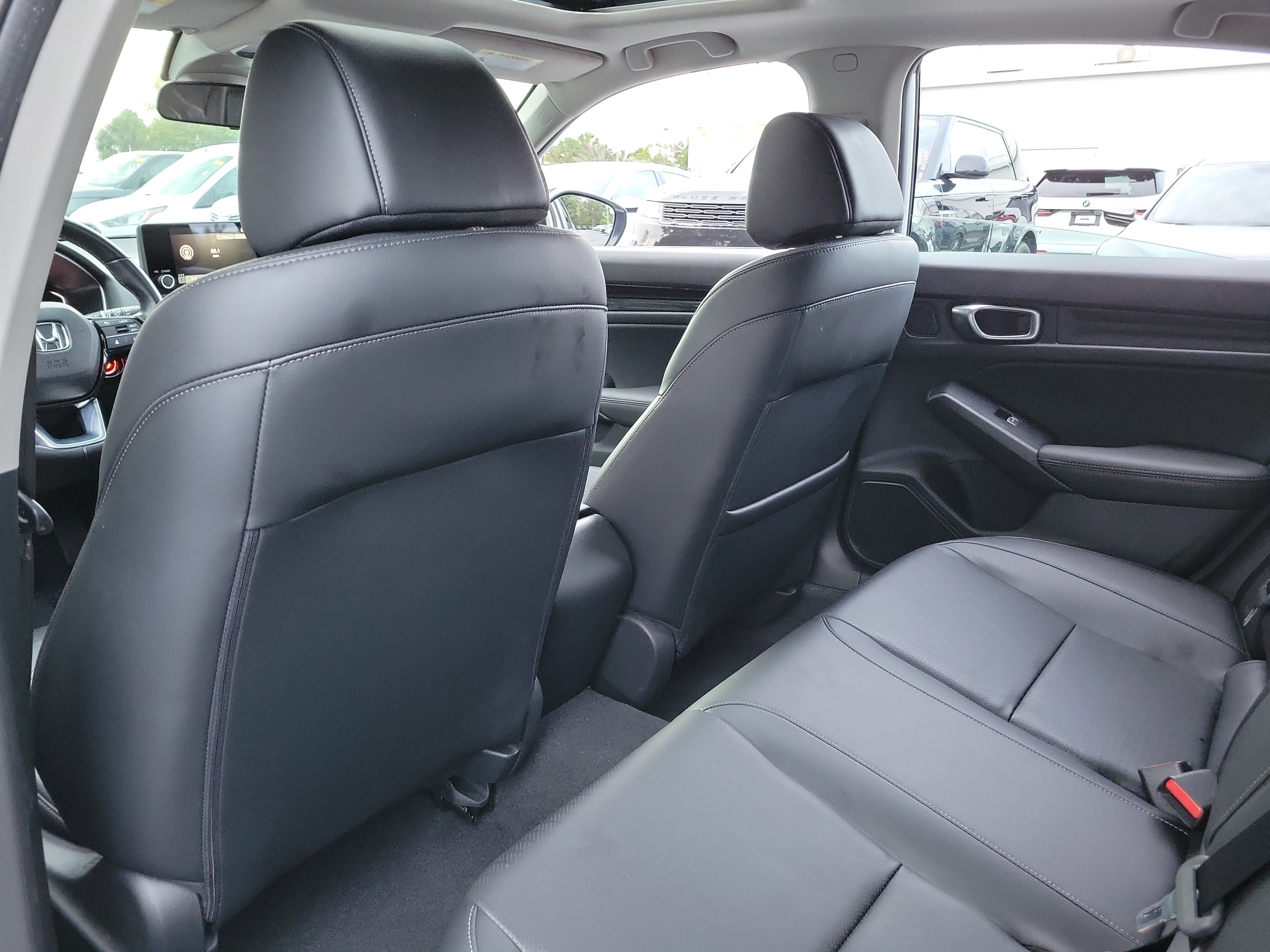2024 Honda Civic Hatchback EX-L - Photo 40