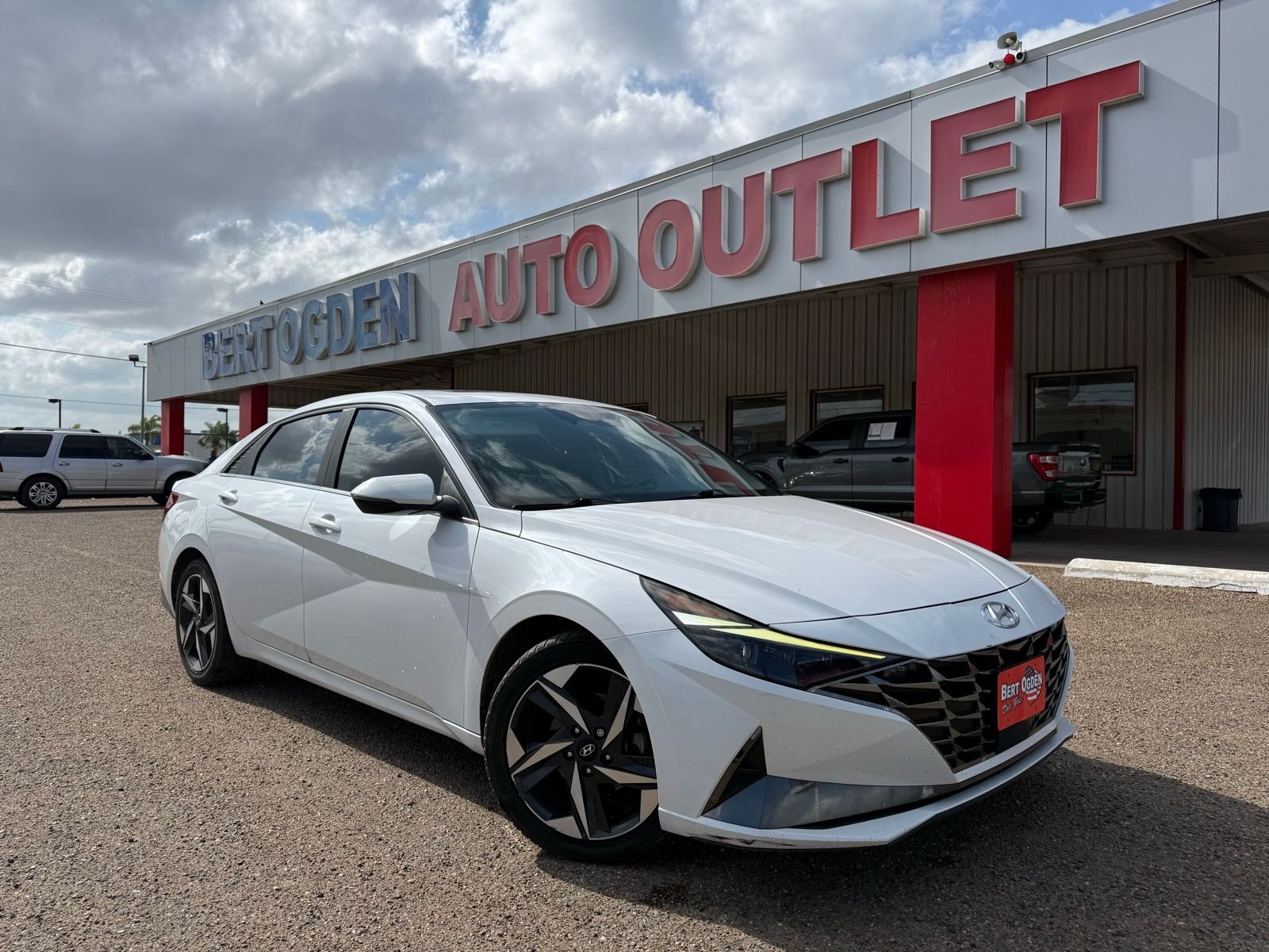 2022 Hyundai Elantra Limited