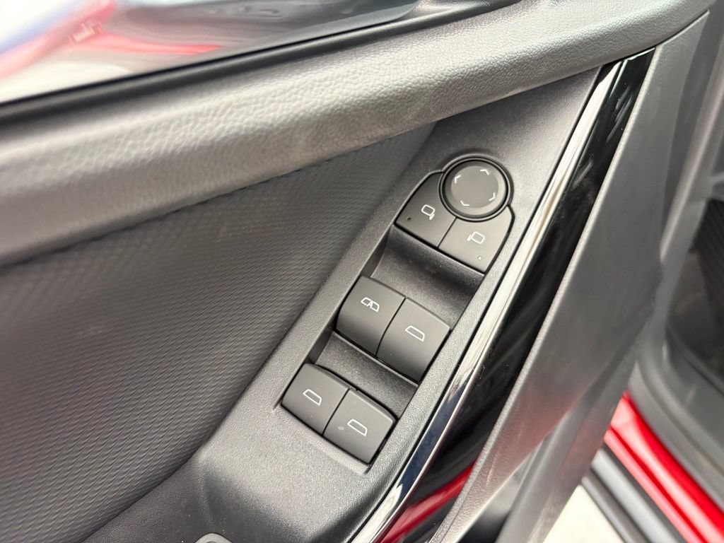2027 Chevrolet Equinox LT - Photo 27