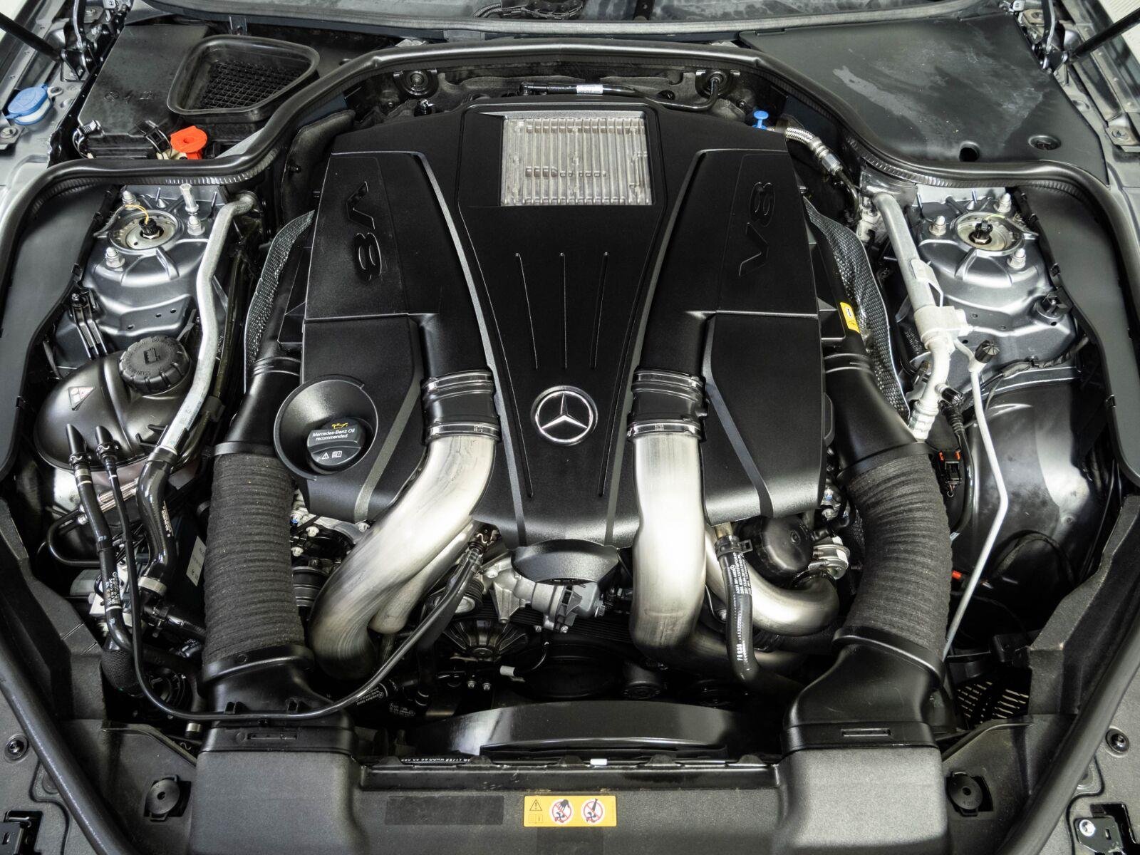 Used 2018 Selenite Grey Metallic Mercedes-Benz SL 550 image 30