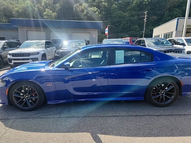 Used 2019 Blue Dodge R/T Scat Pack image 4