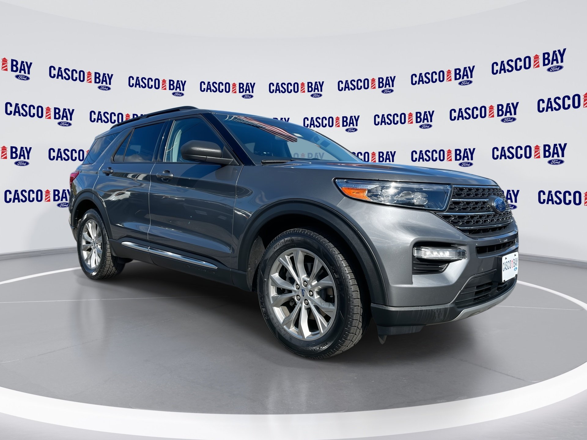 2022 Ford Explorer XLT 4WD's photo