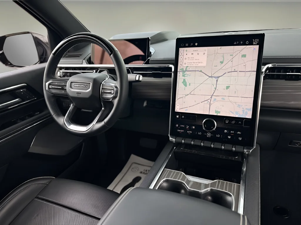 2025 GMC Sierra EV Denali - Photo 8