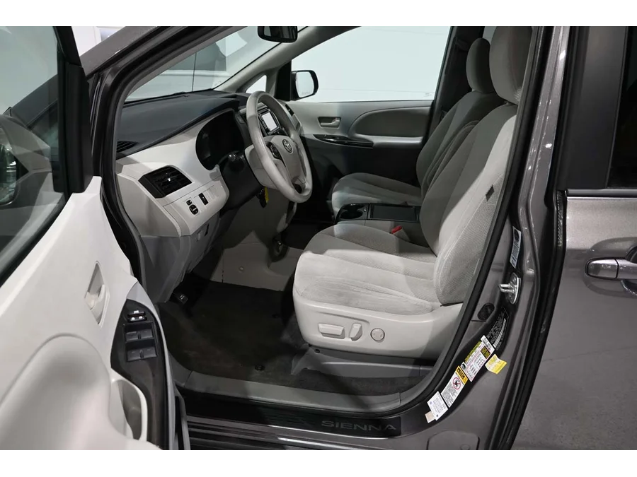 Used 2013 GRAY Toyota LE Mobility Handicap Van image 13