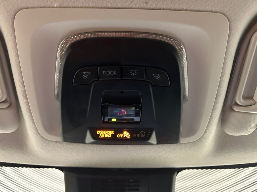 Used 2023 White Toyota LE image 29