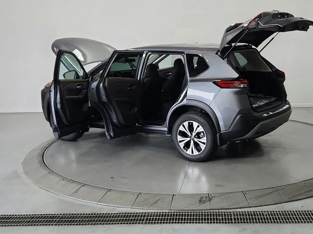Used 2023 Gray Nissan SV image 12