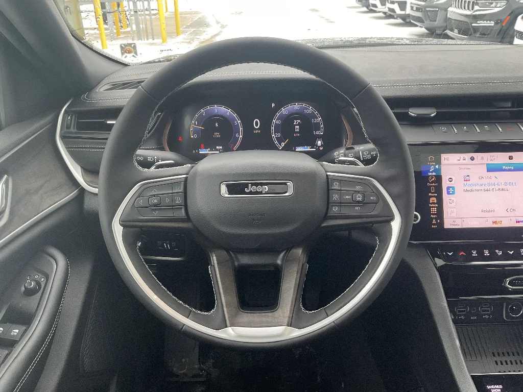 New 2026 Diamond Black Crystal Pearlcoat Jeep Altitude 4x4 image 11