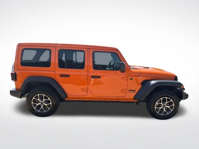 Used 2025 Orange Jeep Sport S image 12