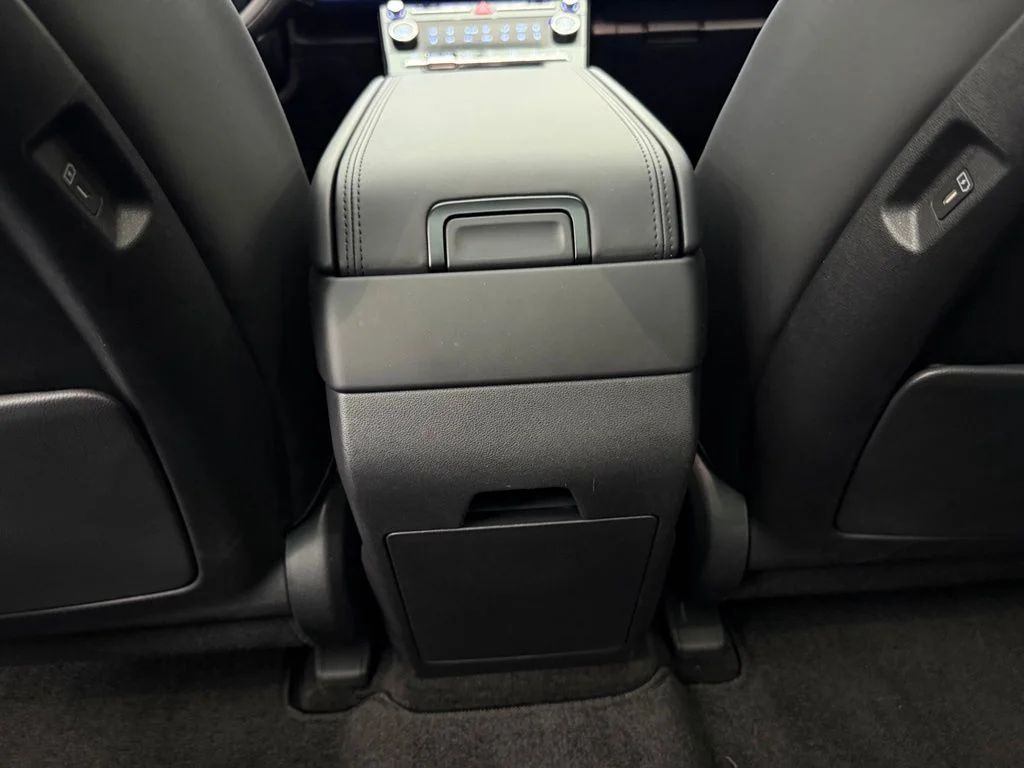 Used 2025 Gray Hyundai Calligraphy image 43