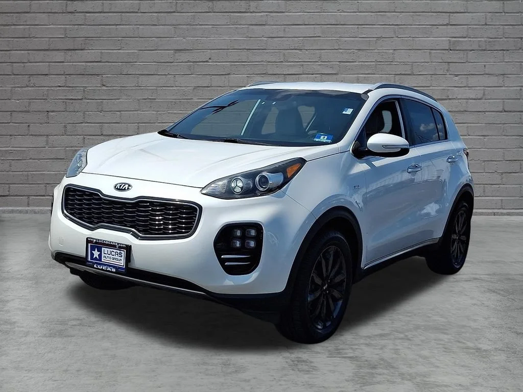 Used 2019 White Kia EX image 5
