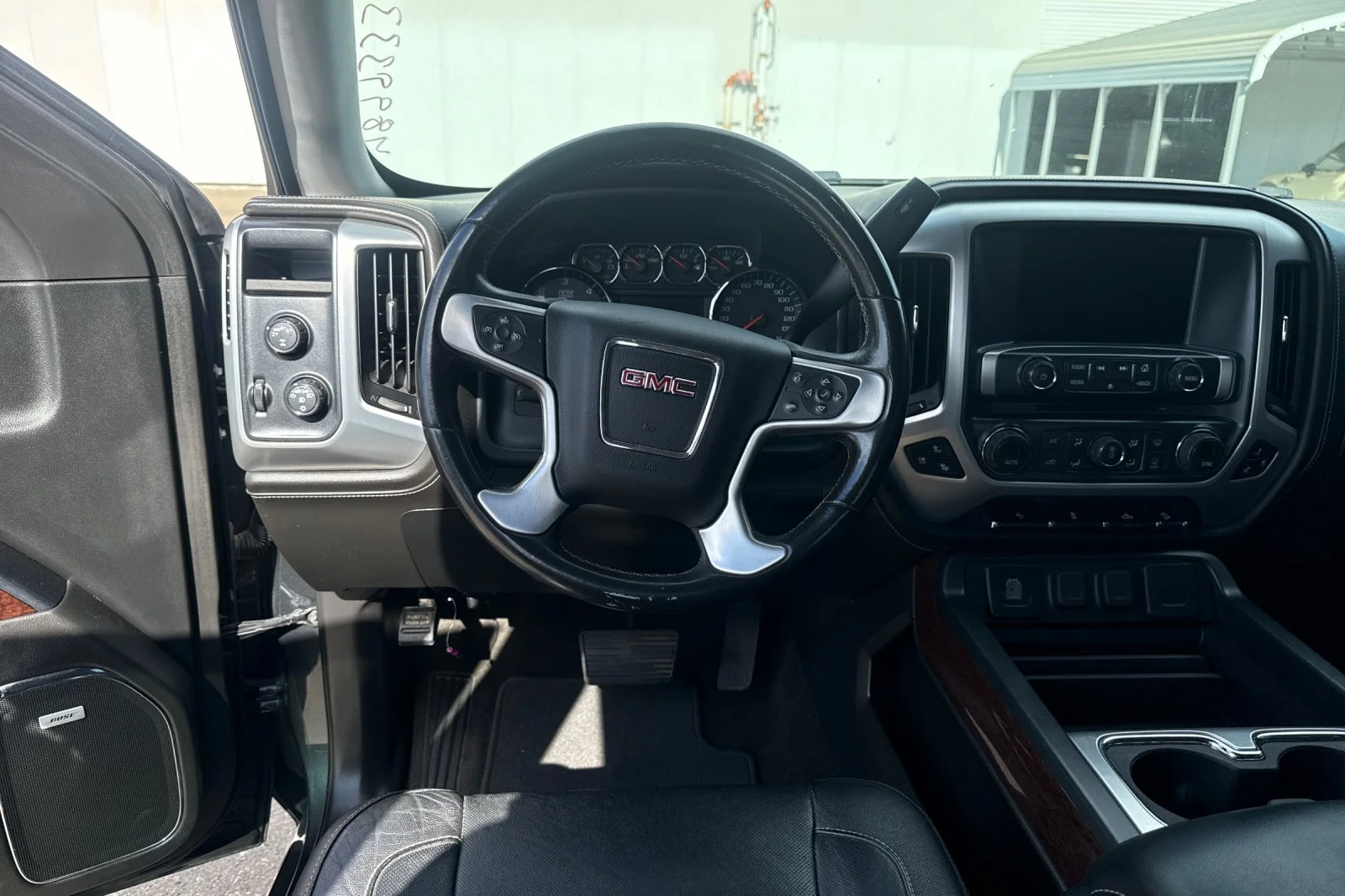 Used 2018 Gray GMC SLT image 11