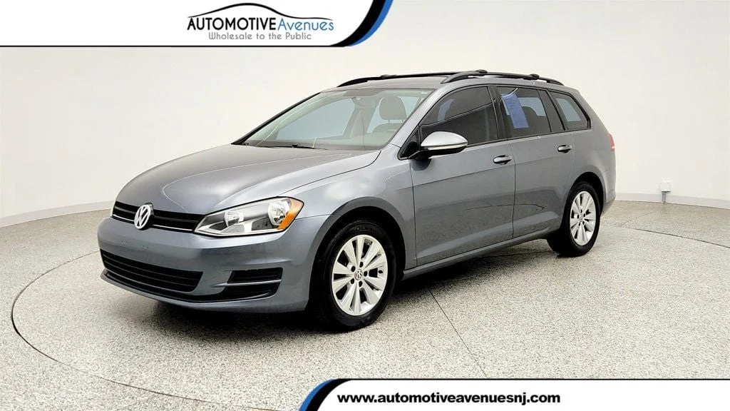 2017 Volkswagen Golf SportWagen TSI S 4Motion DSG Auto's photo
